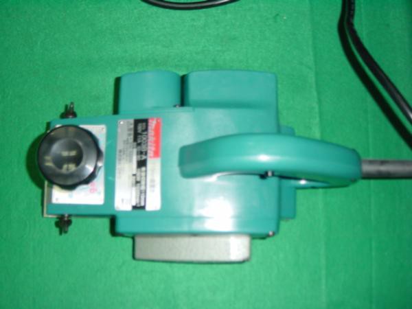 マキタ 1003BA 曲面カンナ 最大切削幅:110mm 研磨刃式 AC100V 新品