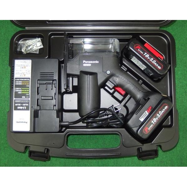 パナソニック EZ45A3PN2G-B 18Vデュアル角穴カッター 18V-3.0Ah パナソニック EZ45A3PN2G-B 18Vデュアル角穴カッター 18V-3.0Ah