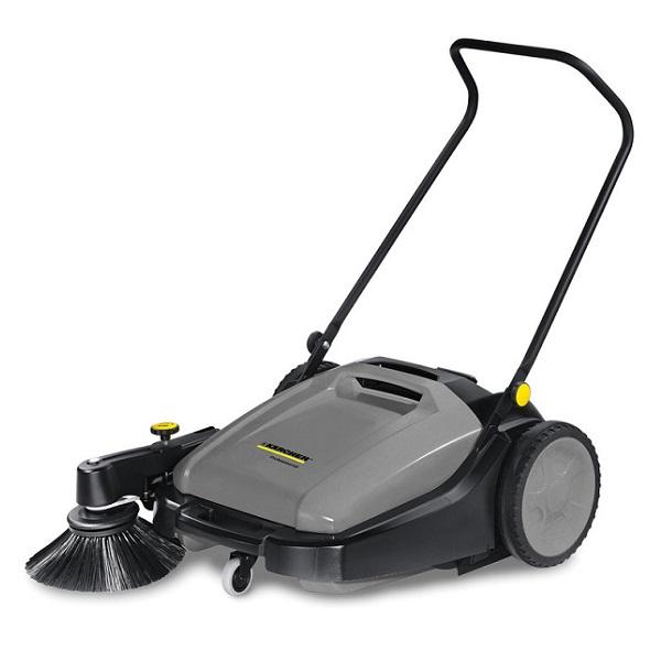 ケルヒャー KM 70/20 C 手押し式スイーパー 作業幅:700mm 最大清掃能力:2800m2/h 清掃能力はホウキの9倍 清掃方法は押して歩くだけ 新品 代引不可 KM70/20C