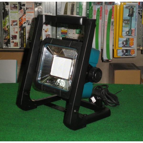 マキタ ML805+BL1850B+DC18WC 充電式LEDスタンドライト 光束750lm 18V-5.0Ahバッテリ+充電器付セット AC100V使用可 防じん・防水仕様 新品