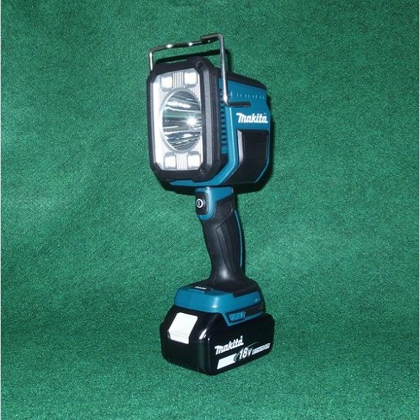マキタ ML812+BL1830B+DC18WC 14.4V/18V対応 充電式フラッシュライト 照程距離:640m 光束:1250ml LED 18V-3.0Ahバッテリx1個+充電器付セット 新品