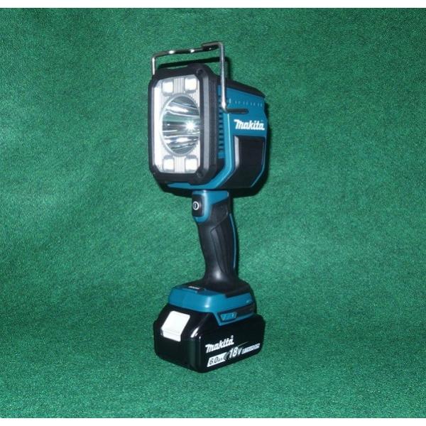 マキタ ML812+BL1860B+DC18WC 14.4V/18V対応 充電式フラッシュライト 照程距離:640m 光束:1250ml LED 18V-6.0Ahバッテリx1個+充電器付セット 新品