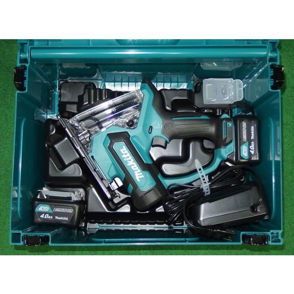 マキタ SD100DSMX 10.8V-4.0Ah充電式ボードカッタ 石膏ボ−ド コンパネへの角穴あけに 新品