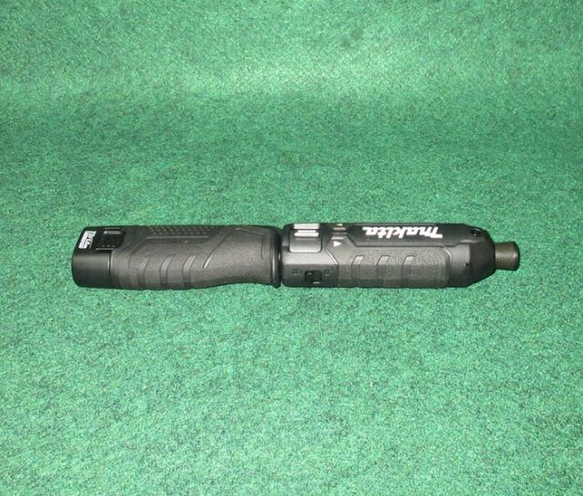 マキタ TD023DSHXB 7.2V 充電式 ペン イパクトドライバ 最大締付トルク:25N・ｍ 軽量・コンパクト 黒 1.5Ahバッテリx2個 + 充電器付セット プラスチックケ?ス付 新品 BL1015 DC07SB 純正品_2