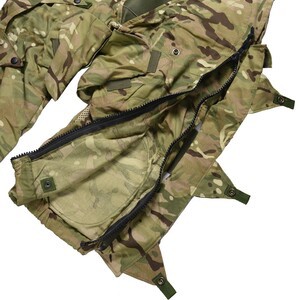直送商品 イギリス軍放出品 Tier 下半身プロテクター ボディアーマー 3 個人装備