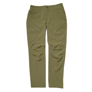 UNDER ARMOUR メンズパンツ ADAPT PANTS ポリエステル100% [ バイユー / 38×32 ][ra08497] UNDER ARMOUR メンズパンツ ADAPT PANTS ポリエステル100% [ バイユー