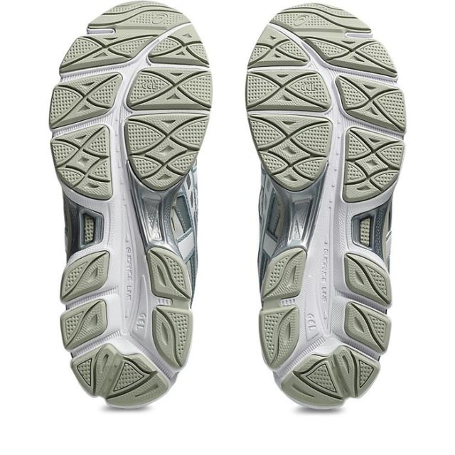 毎日発送 ASICS アシックス ゲルエヌワイシー GEL-NYC 2055 1203A542