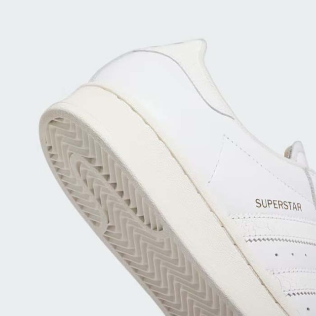 アディダス スーパースター メンズ レディース スニーカー スケシュー 白 ADIDAS SKATEBOARDING SUPERSTAR ADV IG7575 レザー スケートボ