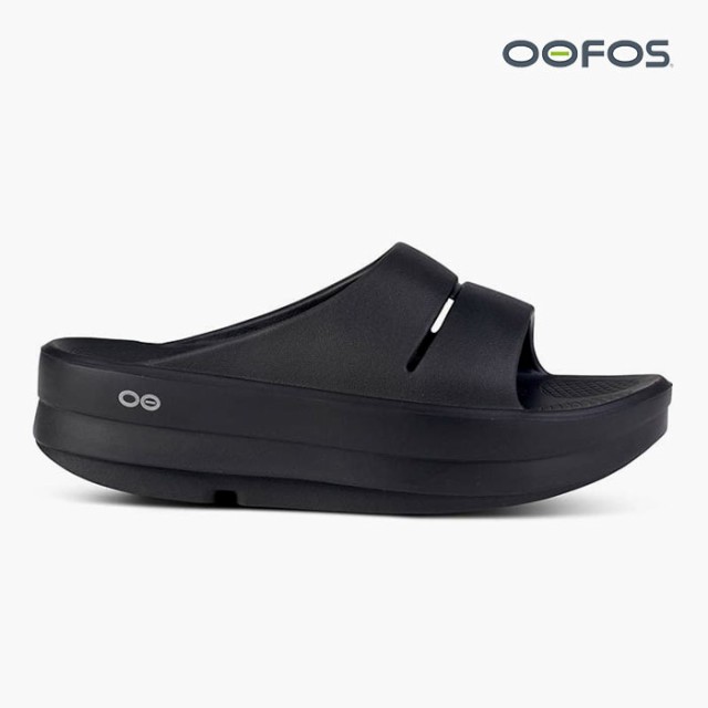 毎日発送 ウーフォス リカバリーサンダル ウーメガ ウーアー OOFOS OOMEGA OOAHH BLACK 2000730050232 レディース サンダル 黒 厚底 軽量の通販は