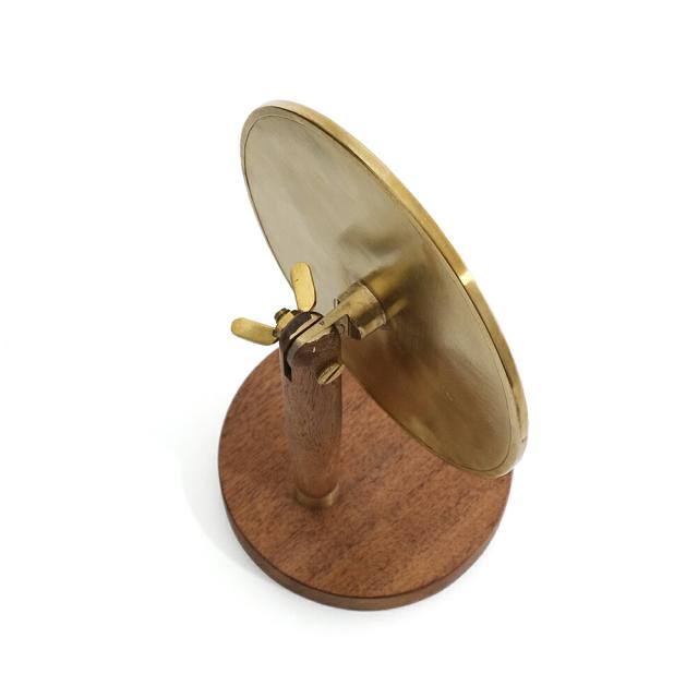 オーバルスタンドミラー｜真鍮 ウッド WOOD BRASS ブラス DIY アンティーク風 シンプル ディスプレイ 什器 撮影 Horn Please インテリア 雑貨 鏡 ミラー アカシア ハンドメイド 天然
