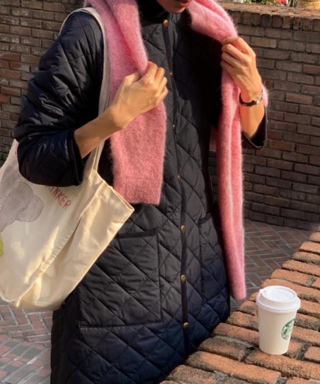 新作 ポケット付き中綿ゴールドボタンパイピングノーカラーキルティングコート レディース 秋冬 春 長袖 薄手 前開き アウター あったか 防寒 暖かい 寒さ対策 軽い 軽量 羽織り 上着 カジュアル 通勤 通学_8