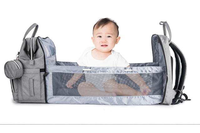 赤ちゃん ベビーバッグ ベッドリュック ベビーベッド 防水 携帯充電 子供用品 哺乳授乳 出かけ 散歩 多用途 大容量 my028の通販は