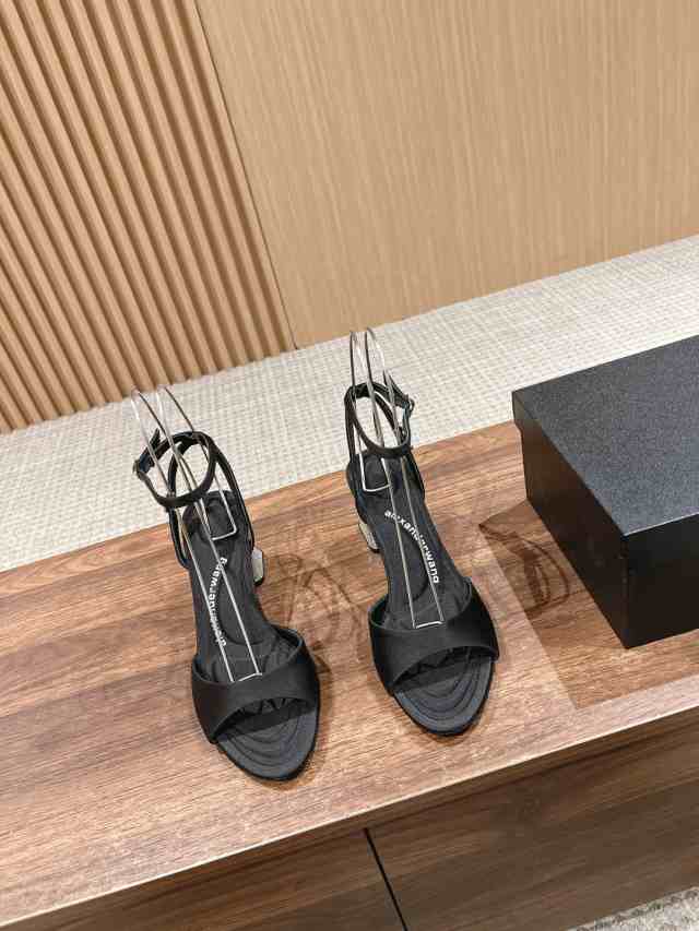 Alexander Wang ラインストーンチャンキーヒールサンダルデザインの通販は