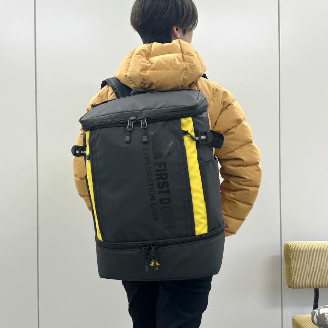 リュック 通学 大容量 男子 高校生 中学生 33059 FIRSTDOWN -EX ファーストダウン ダブルスペースリュック スクエアリュック デイパック 人気 32L PC収納 A4 B4 PC 通学リュック 部活 旅行 修学旅行 林間学校 合宿 スポーツ アウトドア かっこいい おしゃれ 学生 ブランド