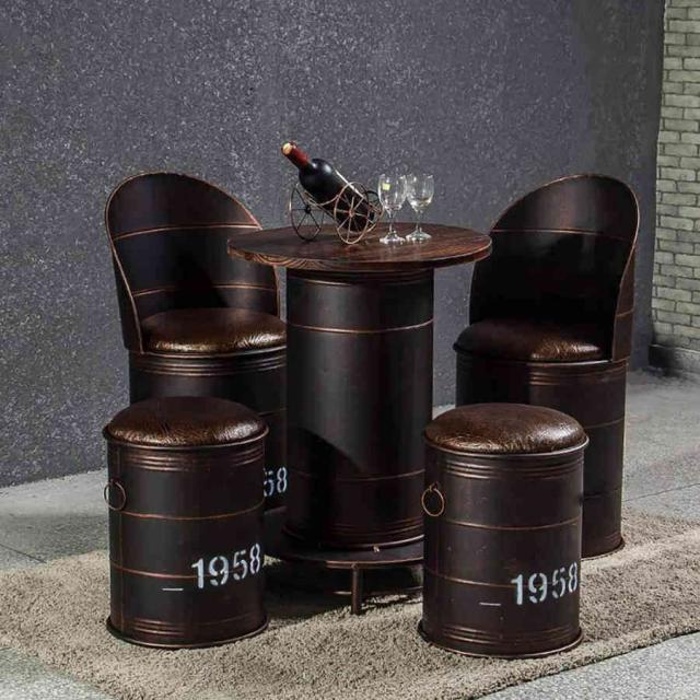 バーレトロスーツ、 ヨーロッパのバーテーブルと椅子、ドラム缶コンビネーション、5点セット錬鉄製レトロインダストリアルスタイルミルクティーデザートショップ