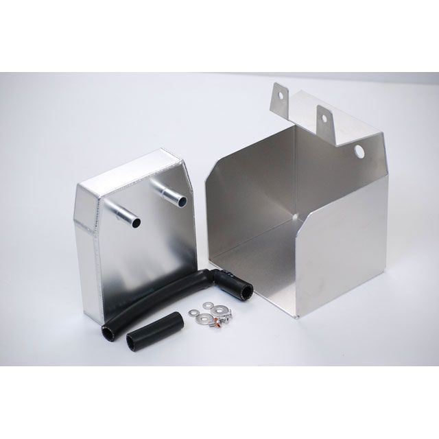 バグース ZEPHYR750 キャッチタンク＆小物入セットブラック /SLVブリーザープレート付ZEPHYR750 Bagus バイクの通販は