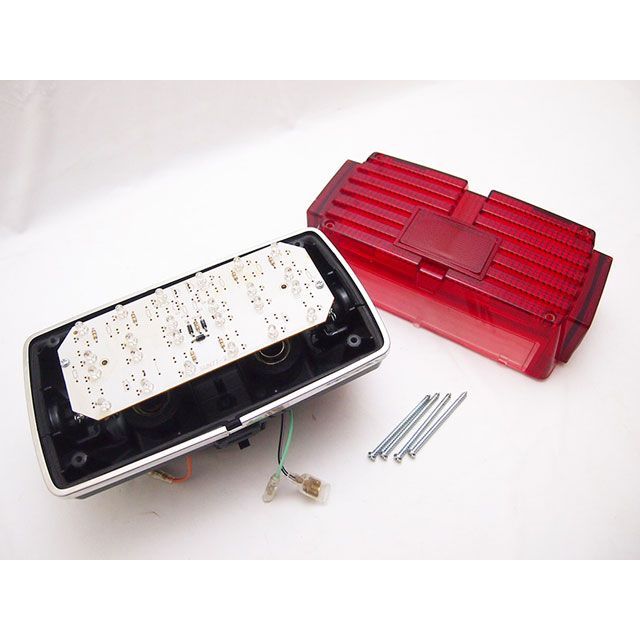 【メーカー直送】ドレミコレクション type R リフレクター付きLEDテールランプ DOREMI COLLECTION バイクの通販は