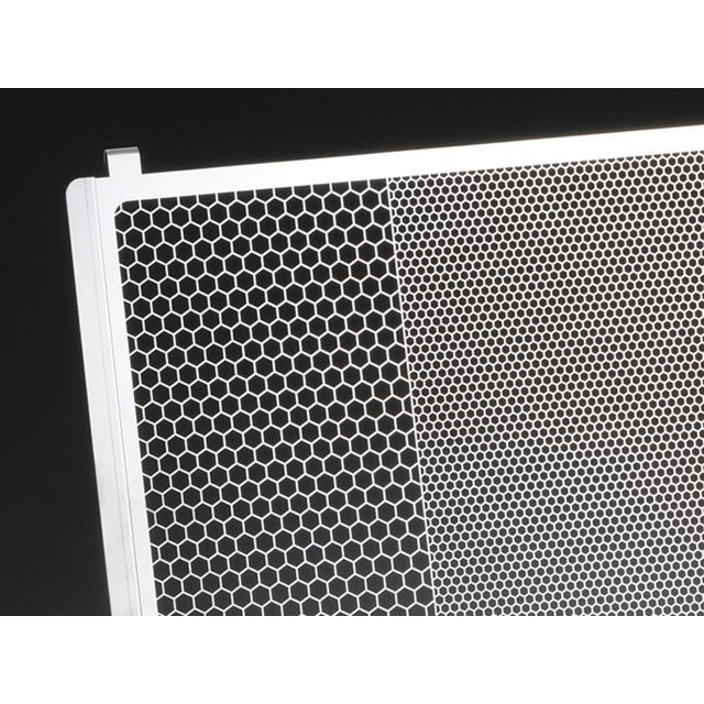 エッチングファクトリー ZX-10R ZX-10R（〜05）用 ラジエターガード