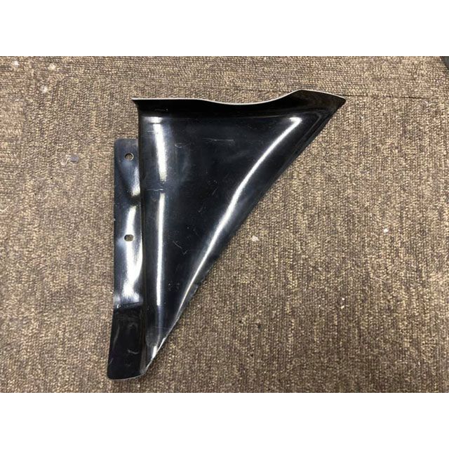 才谷屋ファクトリー YZF-R1 ノーマルラジエーター用ラジエーターシュラウド/黒ゲル Saitaniya Factory バイクの通販は