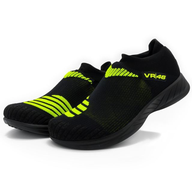 ブイアール46 VR46 CASUAL SHOES（ブラック） サイズ：44 VR46 バイクの通販は