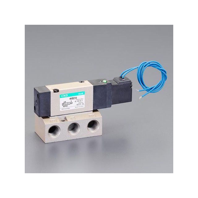エスコ AC100V・Rc1/8” 5方向電磁弁（流量2.70C） ESCO 12,827円