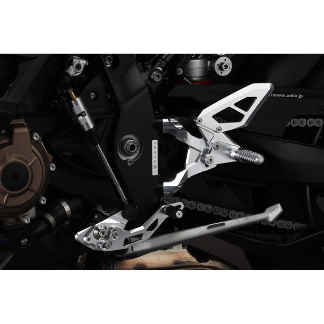 アエラ S1000RR ライディングステップキット「スポーツ」タイプ