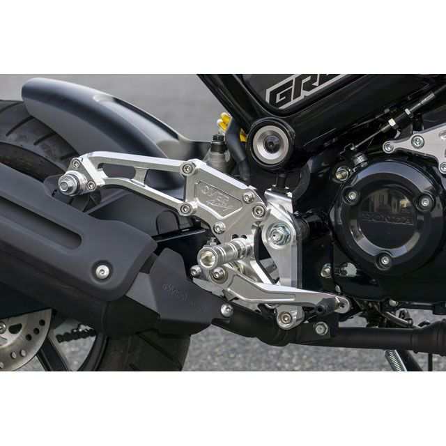 オーバーレーシング GROM バックステップ 4ポジション（シルバー） OVER RACING バイク