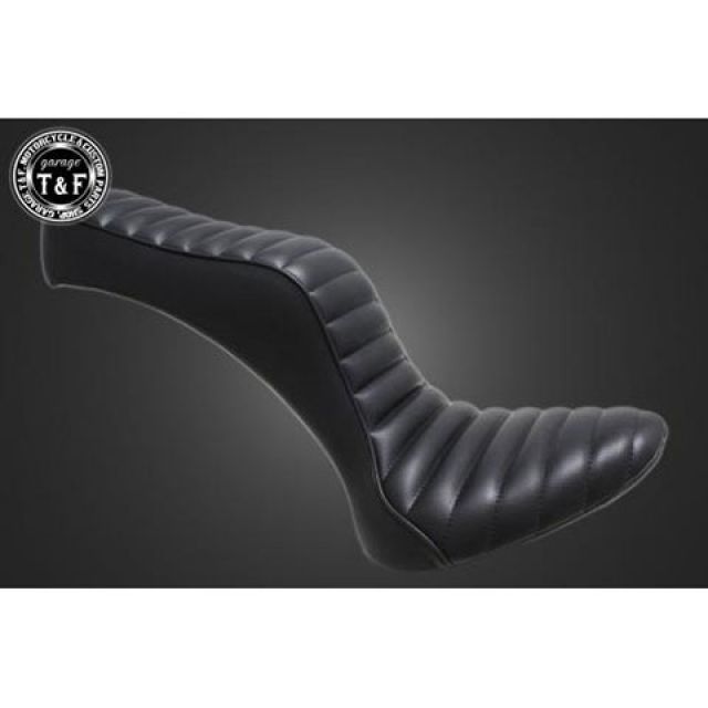 ガレージT&F ドラッグスター1100クラシックモデル タックロールダブルシート（クラシックモデル専用） T&F