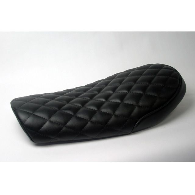 【メーカー直送】ヘブンズ SR400/500 フラットシート（ブラック） タイプ ダイヤ HEAVEN’S バイクの通販は