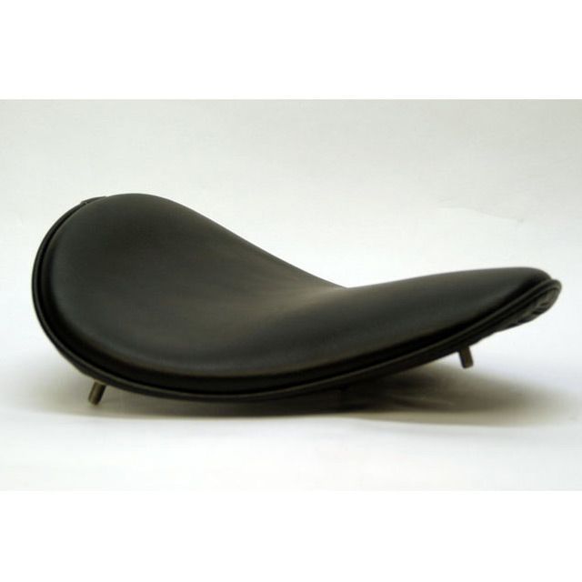 【メーカー直送】ヘブンズ 汎用 ソロシート スーパーフラット バックサイドタイプ カラー ブラック タイプ スムース HEAVEN’S バイクの通販は