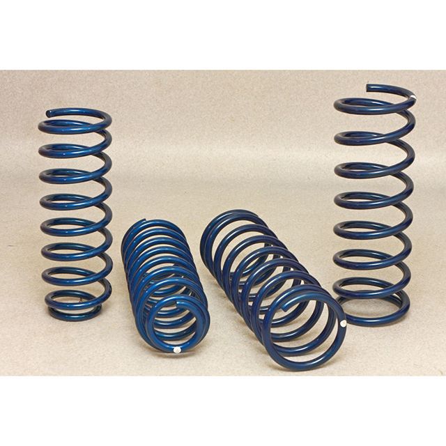 【メーカー直送】マスターピース サファリY60＆61 2.8L＆3.0L 2ドア用 グレース サスペンション MASTER PIECE