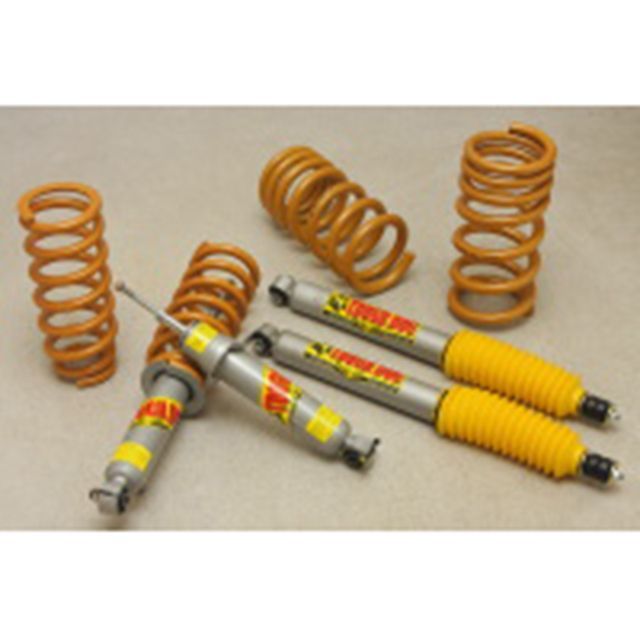 【メーカー直送】マスターピース オーストラリアの大地が鍛えた抜群の安定性！！ V60/70/80/90系用タフドッグ サスペンションキット サスキッ…の通販は