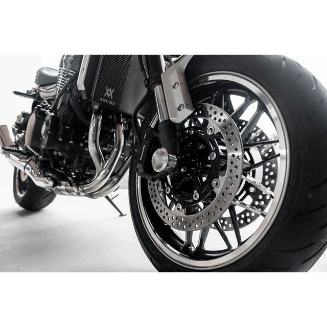 アーキ Z900RS/CAFE フロントアクスルガード ブラックベース ロゴカラー シルバー ARCHI_4