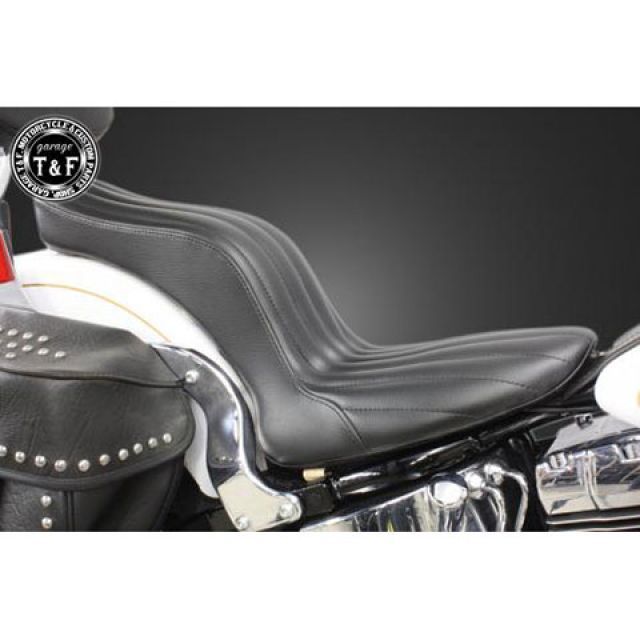 ガレージT&F 150/MU85タイヤ用 ダブルシート（バーチカル） T&F バイクの通販は 32,265円