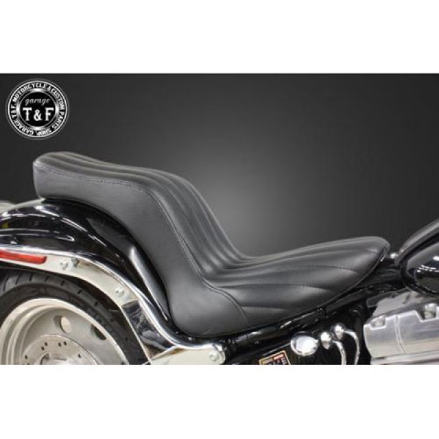 ガレージT&F 200ワイドタイヤ用 ダブルシート（バーチカル） T&F バイクの通販は 32,265円