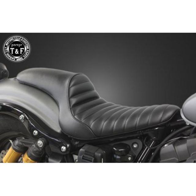 ガレージT&F ガンファイターシート（タックロール） T&F バイクの通販は 32,265円