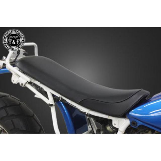 ガレージT&F TW200 TW225 スムースシート（Face-2） T&F バイクの通販は 17,437円