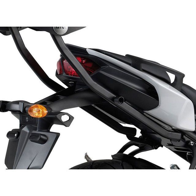 ジビ Fazer 8 800 FZ8 モノラック用フィッティング for FZ8 / Fazer 8 800 GIVI