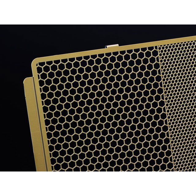 エッチングファクトリー Z900RS（21〜）用 ラジエターガードSGL（ゴールド） 胸章色合い 白いこと ETCHING FACTORY