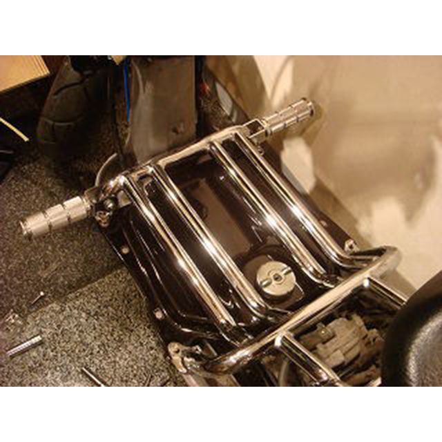 NCY ZOOMER FI車両 ZOOMER キャブ車両 サブフレーム（ステップ付）ZOOMER/ズーマー（ホワイト） NCY_1