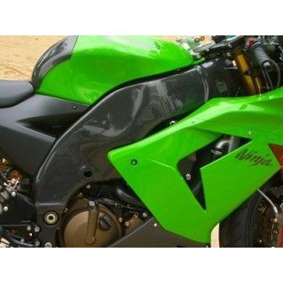 クレバーウルフ ZX-10R フレームカバー 材質 カーボン綾織