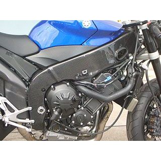 クレバーウルフ YZF-R1 カーボンフレームカバー 材質 カーボン綾織