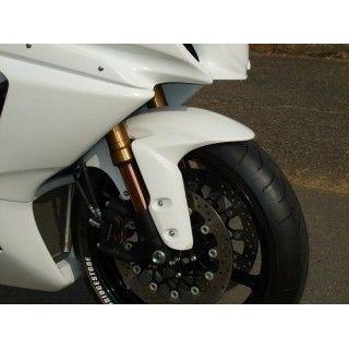 値段変更済 クレバーウルフ GSX-R1000 GSX-R600/750 フロントフェンダー 材質