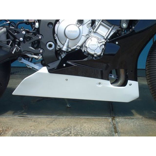 クレバーウルフ YZF-R1M アンダーカウル 材質 白FRP CLEVERWOLF