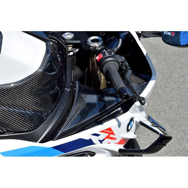 バイク 外装 MAGICAL RACING マジカルレーシング バイザースクリーン スモーク 平織 Z1000 10 001-Z10010-121C 取寄品 セール マジカルレーシング Z900RSテールカウル 平織りカーボン製 バイク