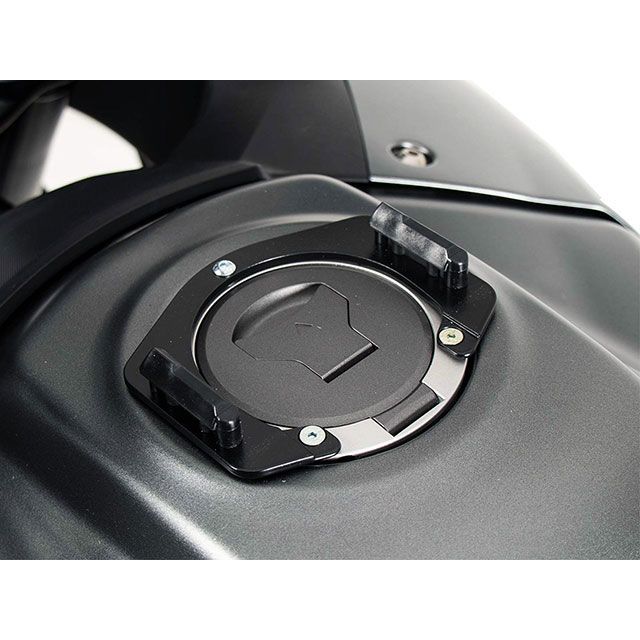 ヘプコ＆ベッカー Tenere 700 Rally Tenere 700 貯蔵タンク輪っか「ベーシック/第一義的」（貯蔵タンクうしろ側「CLICK BAG」…