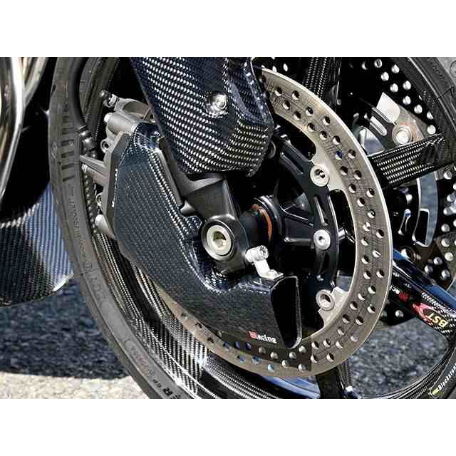 マジカルレーシング Z900RS SE ストリートボディーワーク/キャリパークーリングダクト 素材 平織りカーボン製 Magical Racing …