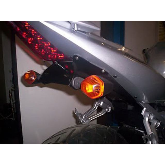 アールアンドジー SV1000/S SV650/S フェンダーレスキット（ブラック） R&G_4