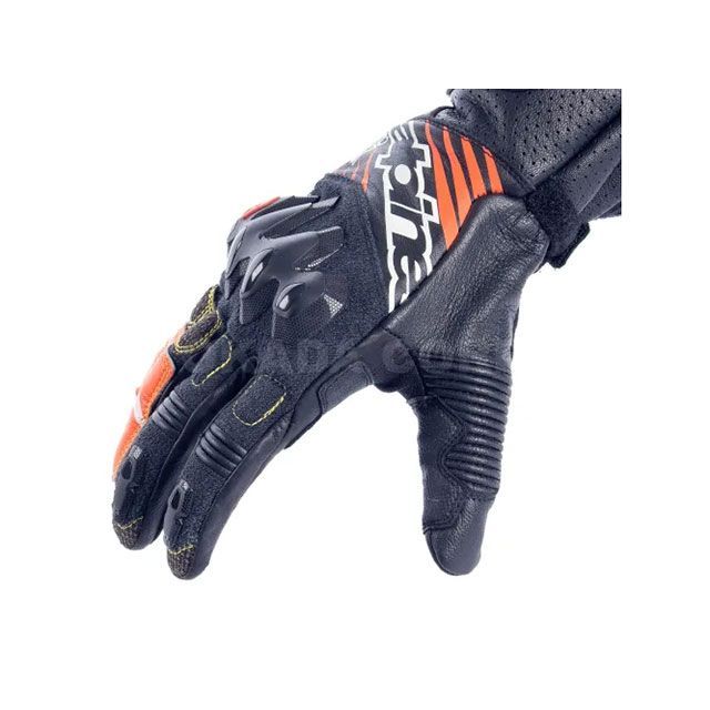 アルパインスターズ GP TECH V2 GLOVES ブラック/ホワイト M GP Tech V2 - Motorcycle Gloves | Alpinestars®
