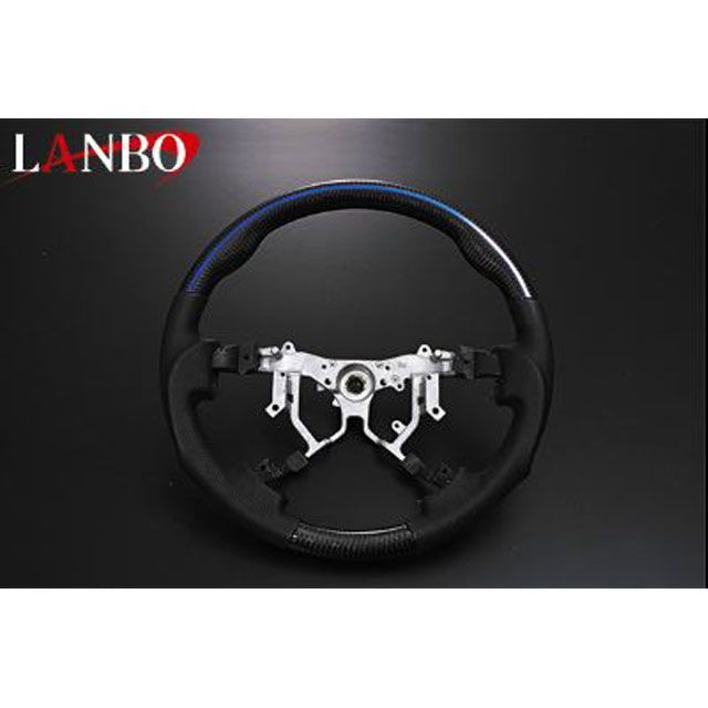 LANBO プレミアムカーボンステアリング 200ハイエース 4型（リアルカーボン×ブルーライン） LANBO